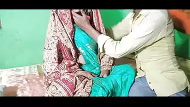 Desi couple fuck on honeymoon night in Indian fuck video