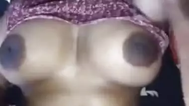 Bangladeshi big-boobed Desi girl fucking with her XXX boyfriend’s friend MMS