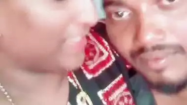 Desi Hot Mallu Couples Smooching