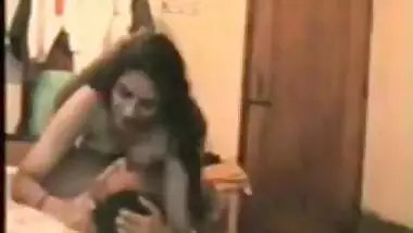 MMS of Indian aunty fucks drunk desi husband