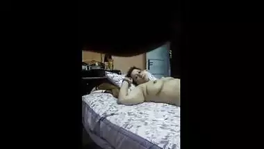Indian xxx desi sex clip of older wife with hubbys boss!