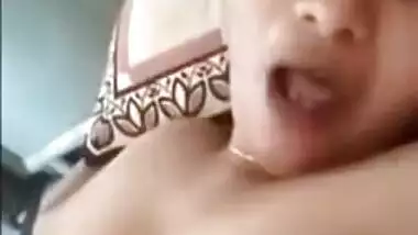 Today Exclusive-horny Bhabhi Shows Her Boobs And Pussy Part 2