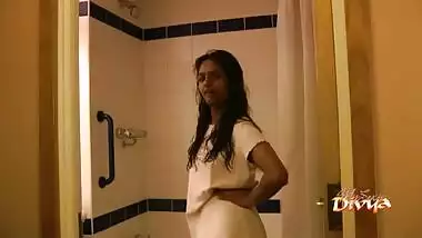 Indian pornstar babe divya seducing her fans with her sex in shower