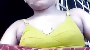 Bangladeshi Village Girl Striptease Nude Mms