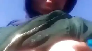 Booby Pakistani village wife showing her big boobs outdoors