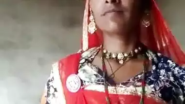 rajasthani aunty showing