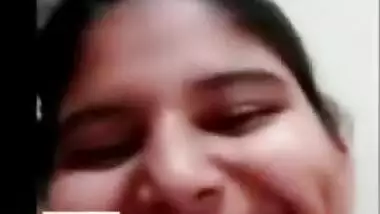 Beautiful Desi Girl Showing On Videocall