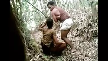 Desi village girl outdoor sex with lover in bamboo thicket