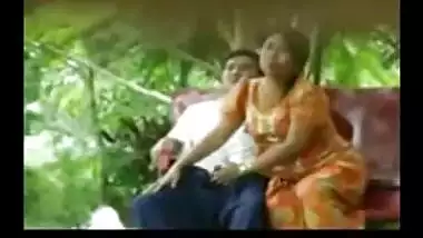 Daring Desi Aunty Sucks and Fucks Outside on Park Bench