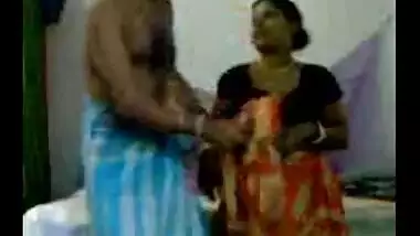 Indian Village Aunty Fucking With Peon