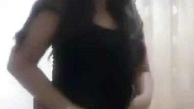 Today Exclusive-hot Indian Bhabhi Showing Her Boobs And Pussy Part 7