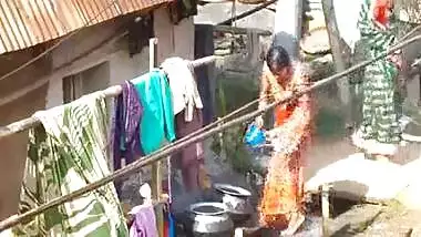 Hot Tits Of Village Woman Bathing