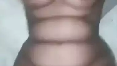 Boobie Desi girl boobs shaking