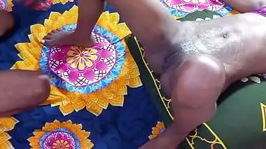 Perfect Threesome xvideos Deshi Bengali bikini girl and guys