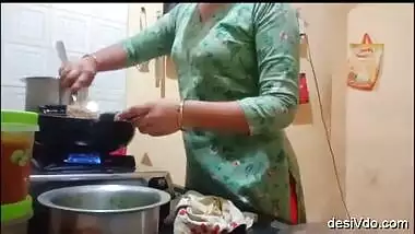 Sex with maid in kitchen always thrilling experience