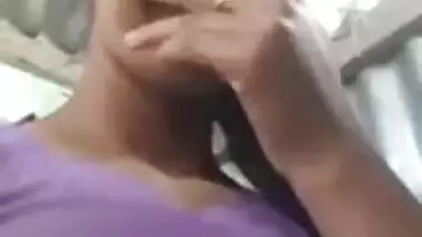 Bangladeshi village Desi XXX babe exposes her natural boobs on camera