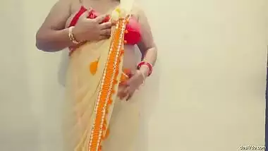 Sexy Bhabhi 2 Horny Nude Video Part 1