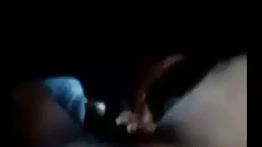 Punjabi girlfriend outdoor blowjob session in car