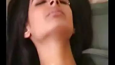 Pune college girlfriend masturbates herself with dildo