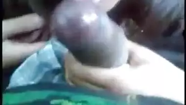 banglore colg beauty preethy sucking bf in car leaked mms