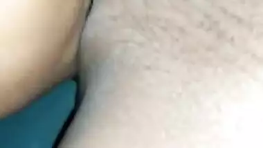 Desi girlfriend pussy licking