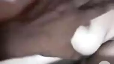 Webcam Desi couple earns money showing XXX boobs and masturbation