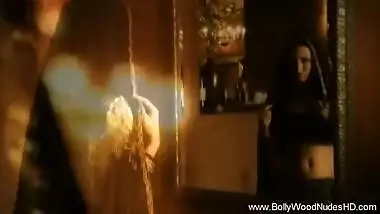 Sexy Bollywood Brunette Dancer Makes Us Horny
