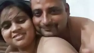 Horny bhabhi boob press by lover viral sex