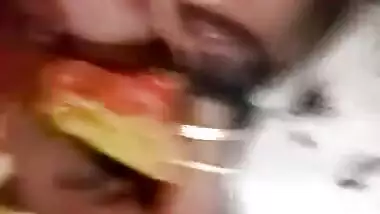 Dehati lover fucking her GF on cam
