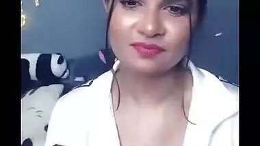 Aabha Paul Too Hot Sexy 3mins live