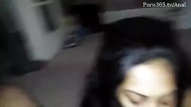Indian girlfriend shows off blowjob skills