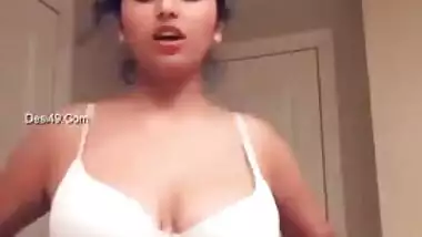 Young Desi stunner reveal her perfect XXX tits and licks nipples