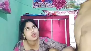 Dehati XXX Bengali housewife cheats on husband with Desi neighbor