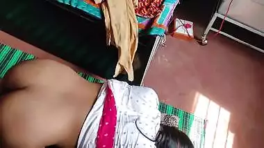 Teacher Ne Apni Girl Ko Kutiya Banaya Or Chodkar Pregnent Kiya