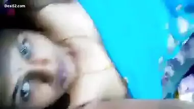 Desi cute bhabi selfie video making
