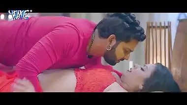 NAVEL - Pawan Singh - Video Song - à¤¢à¤¿à¤¬à¤°à¥€ à¤®à¥‡à¤‚ à¤°à¤¹à¥à¤ à¤¨à¤¾ à¤¤à¥‡