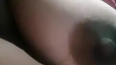 desi aunty showing big boobs