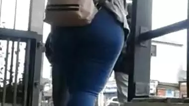 Candid - BBW Thick Indian Desi Butt In Tight Jeans 