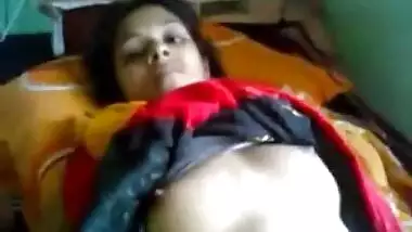 bhabhi in shalwar kameez boobs sucked